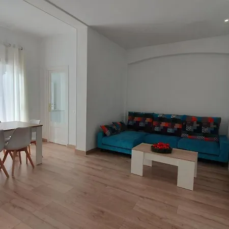 Nuevo En Centro Apartment *